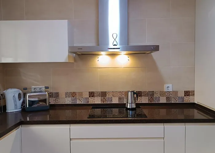 Sherryflat Toran شقة