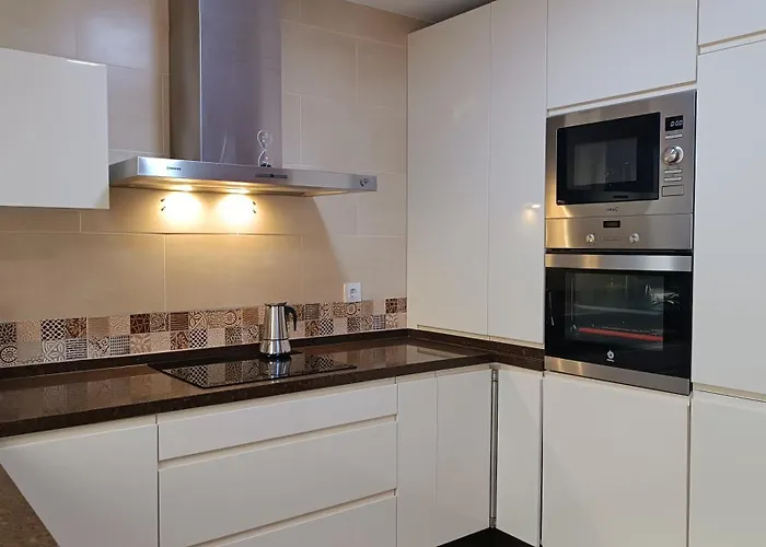 Sherryflat Toran Lägenhet *